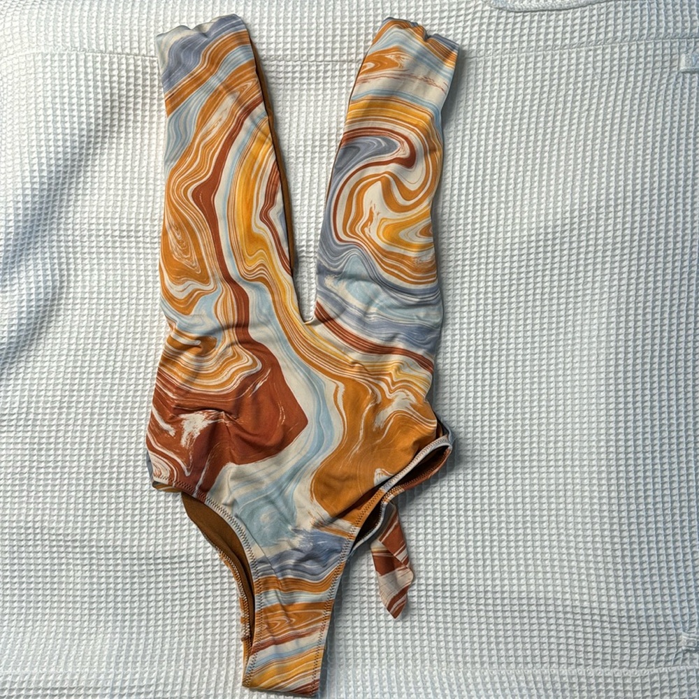 NWT ZARA Marble Plunging V One Piece Bathing Suit S